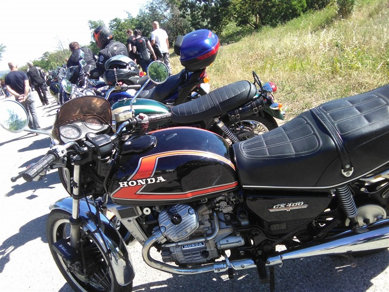 19221644_983993395037235_5684838164895442470_o