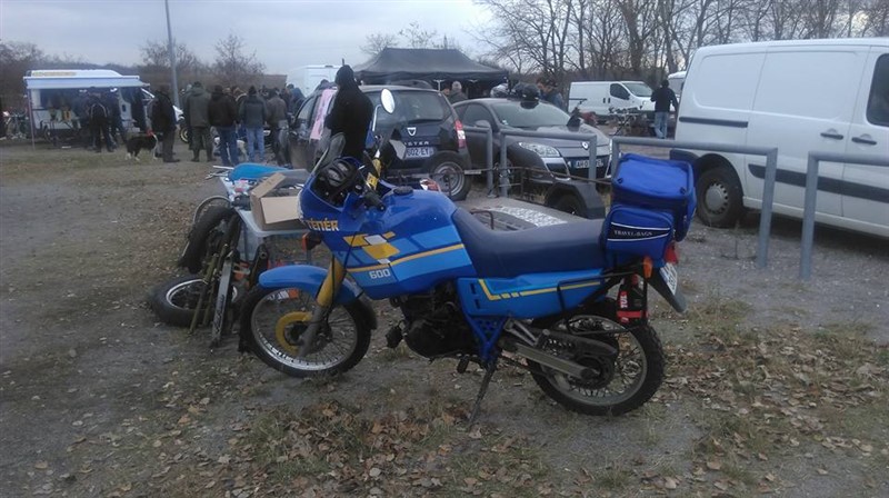 24232858_1805568836151977_2046312732153431162_n