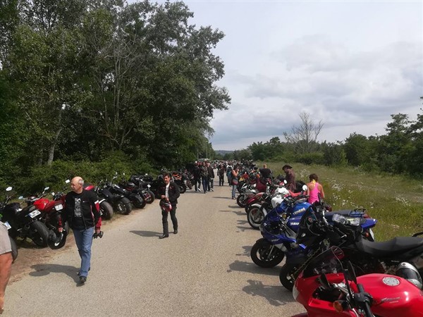 35472320_1884748651588370_2767766436955815936_n