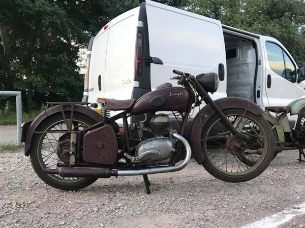 35477091_10158204343512524_8284828992989560832_n