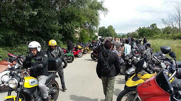 35479699_1861862960785011_5555359581116301312_o