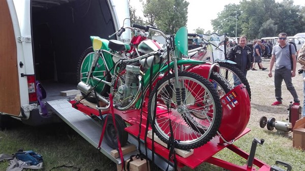 35482210_1766434353394640_4205315377023942656_n