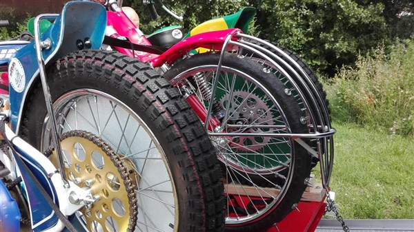 35533497_1766433980061344_783122969290342400_n