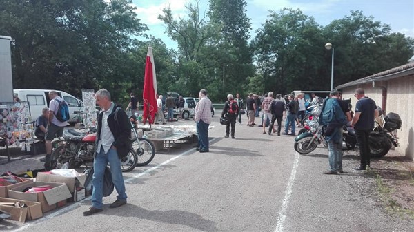 35544818_1766433340061408_7987277330919718912_n