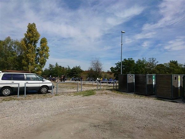 41890374_238643963467788_8444887928596856832_n