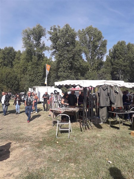 41913636_2102750269759672_4170252256156844032_n