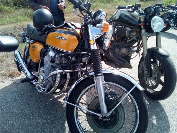 41936267_10216371751953808_8037721618732023808_n