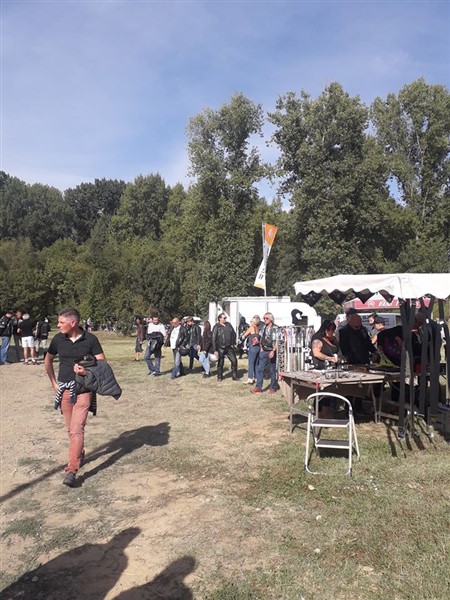 41985098_2102748033093229_9177885717555052544_n