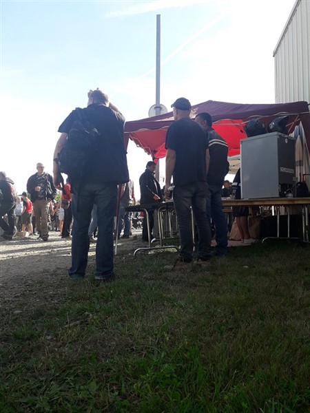 41991611_2102747749759924_2326939291571191808_n