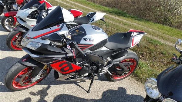 54194692_10210913595915670_7691267746792734720_n